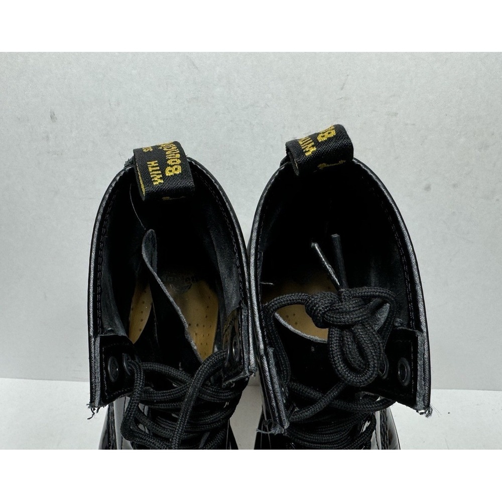 Doc Dr. Martens 1460 Patent‎ Leather Women's 7 8-Eye Boots Black 11821 - Picture 10 of 10
